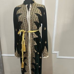 Arabic robe
